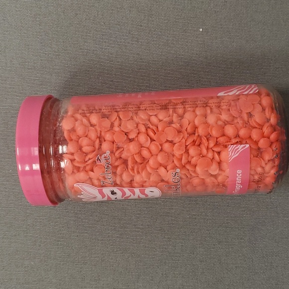 FIZZ THE SEASON -Pink Zebra 3.75 oz Jar of wax sprinkles - Picture 4 of 9